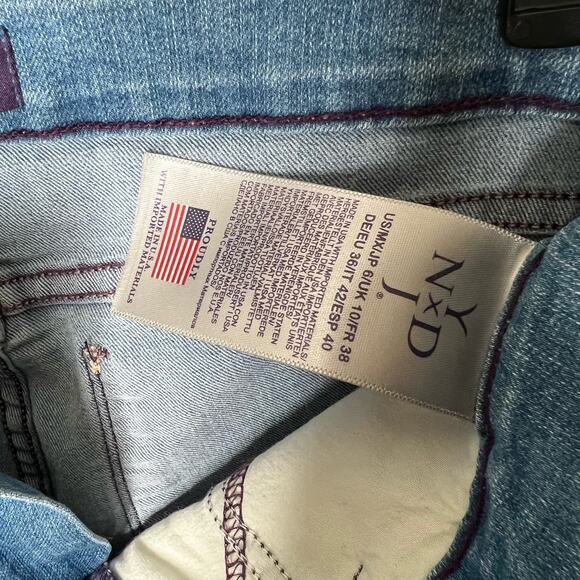 NYDJ Barbara Boot Cut Jeans Size 6 - Picture 7 of 7